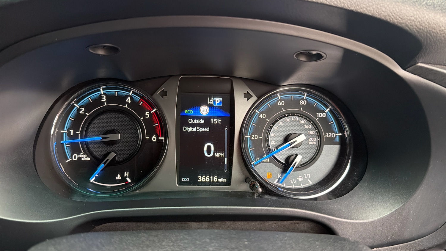 Used Toyota Hilux 2022 for sale - 76594523: Photo 9