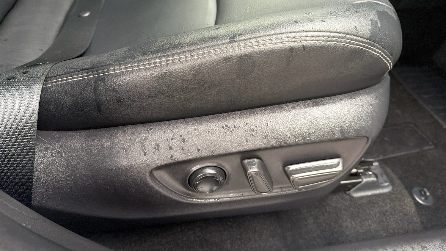 Used Toyota RAV4 2020 for sale - 76545175: Photo 26