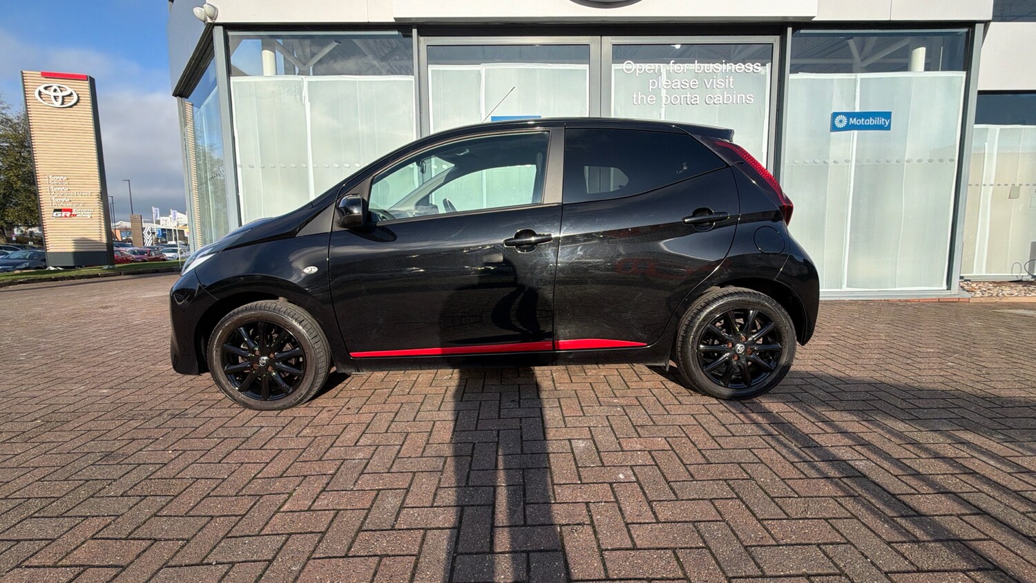 Used Toyota AYGO 2019 for sale - 76796819: Photo 17
