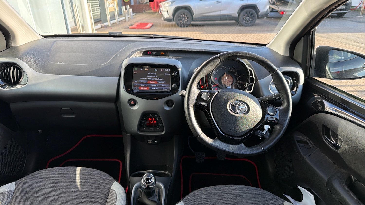 Used Toyota AYGO 2019 for sale - 76796819: Photo 5