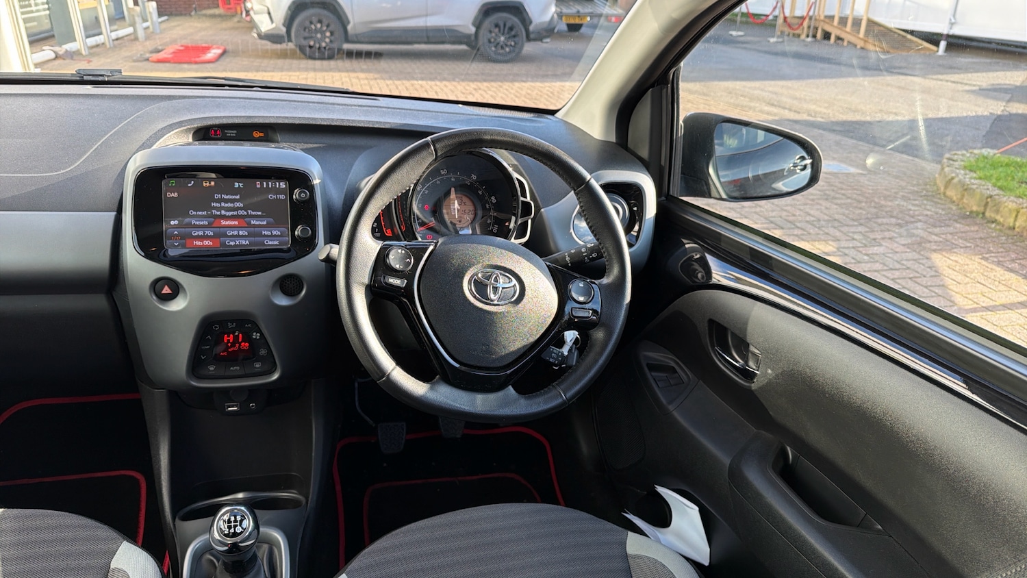 Used Toyota AYGO 2019 for sale - 76796819: Photo 6