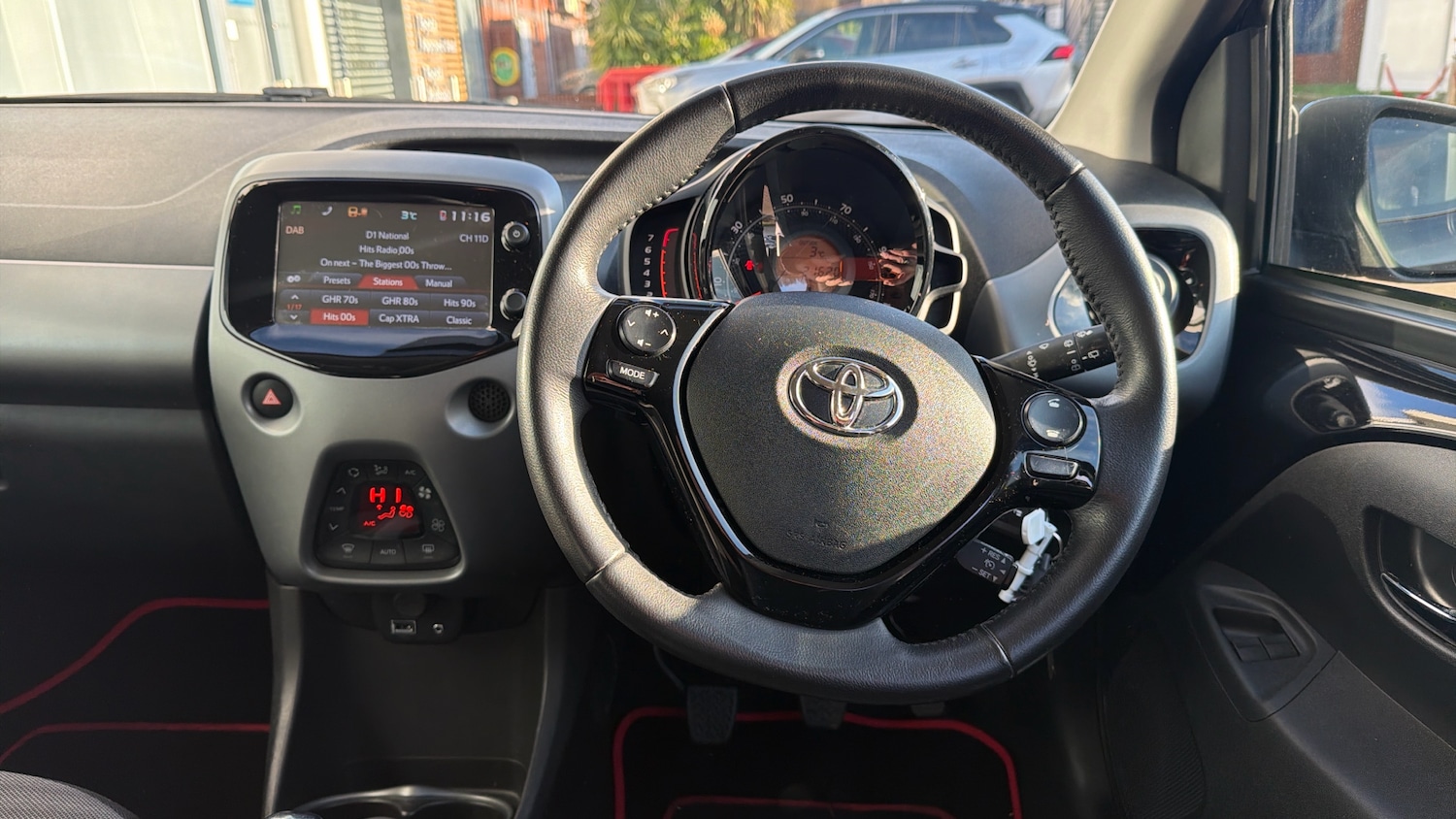 Used Toyota AYGO 2019 for sale - 76796819: Photo 8