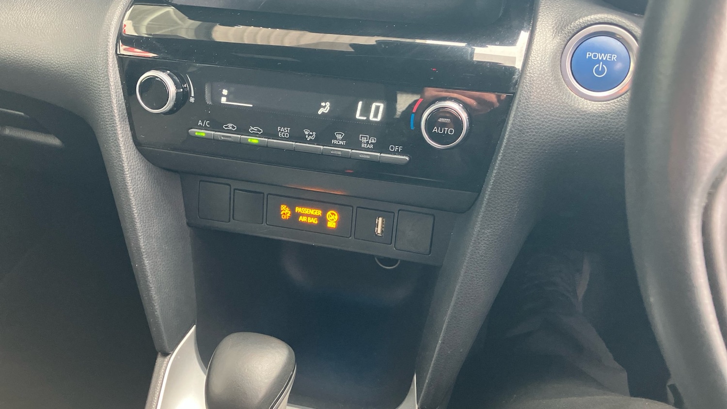 Vehicle 28