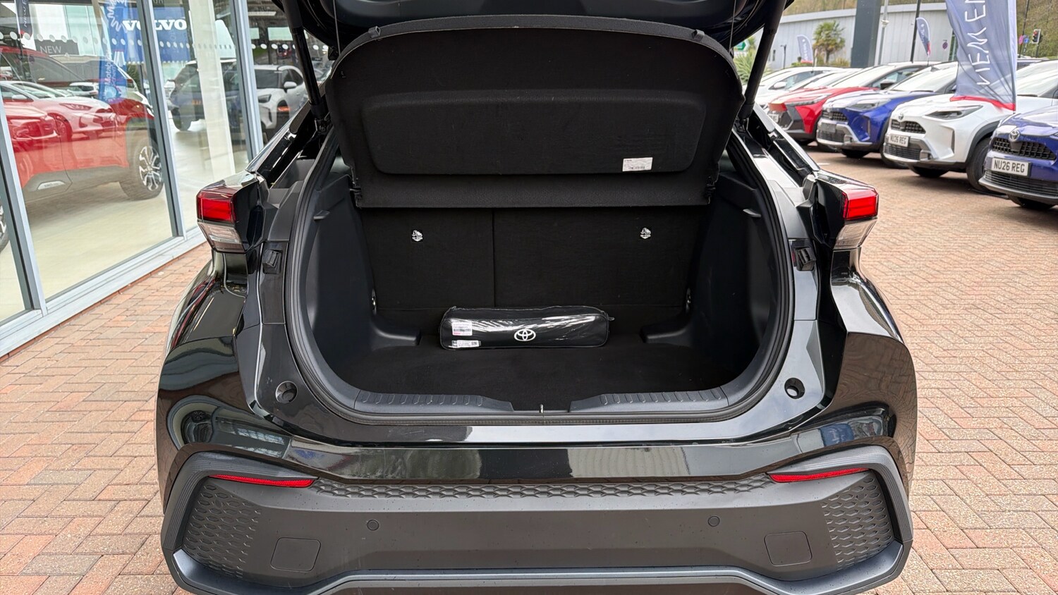 Used Toyota C-HR 2025 for sale - 78185889: Photo 14