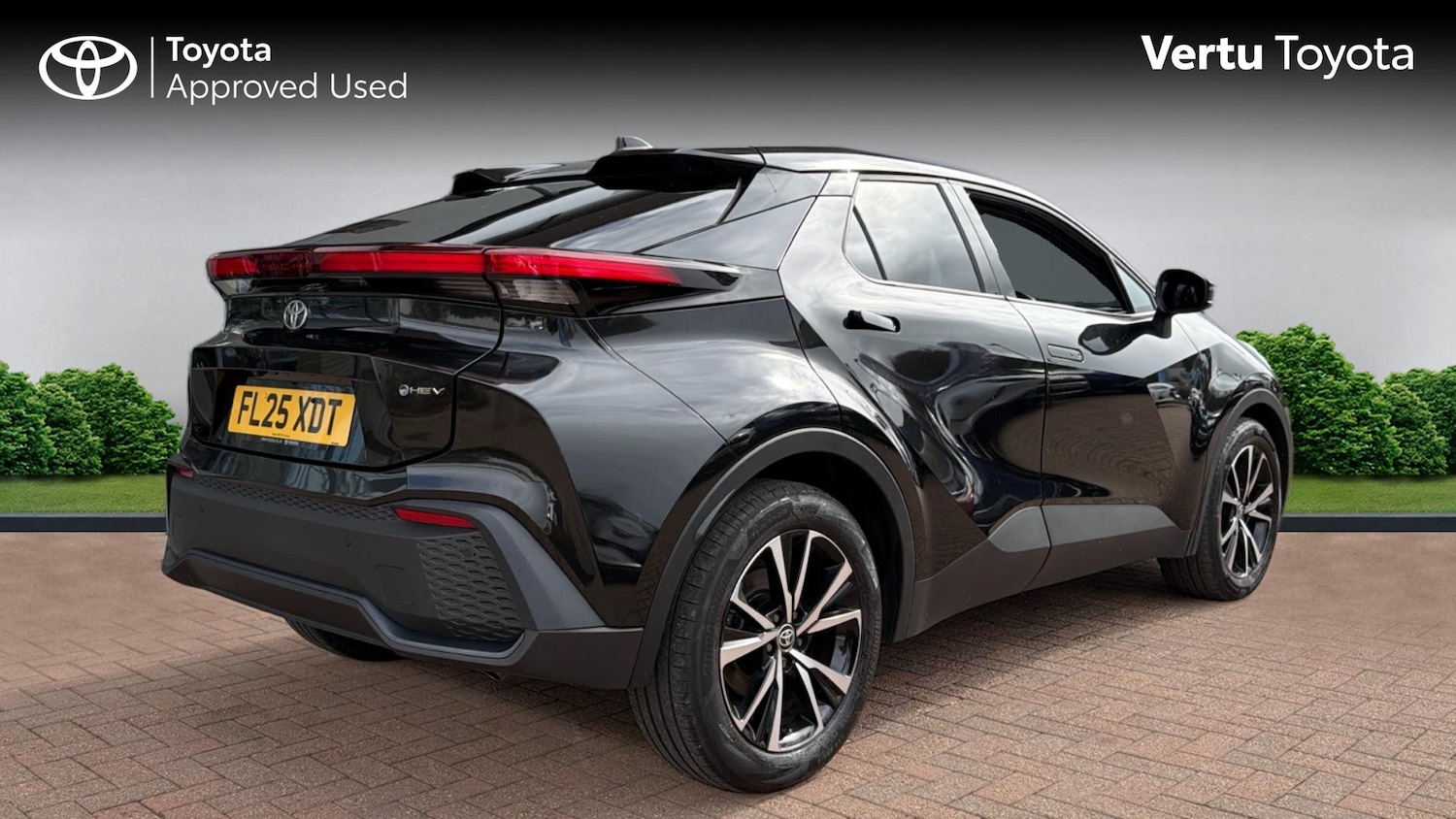 Used Toyota C-HR 2025 for sale - 78185889: Photo 2