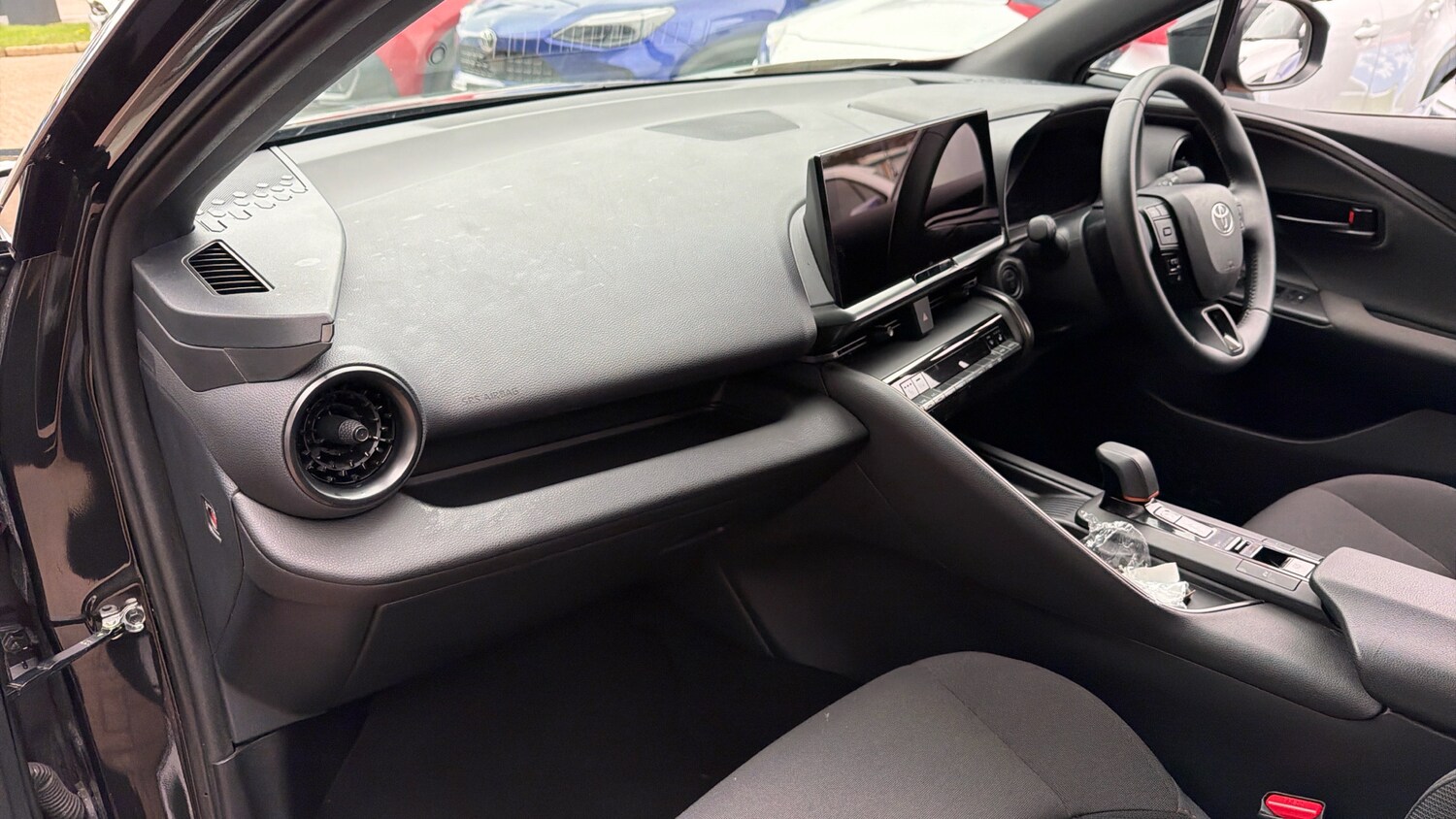 Used Toyota C-HR 2025 for sale - 78185889: Photo 30