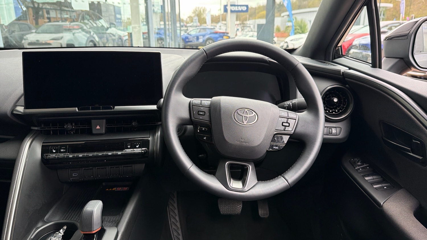 Used Toyota C-HR 2025 for sale - 78185889: Photo 8