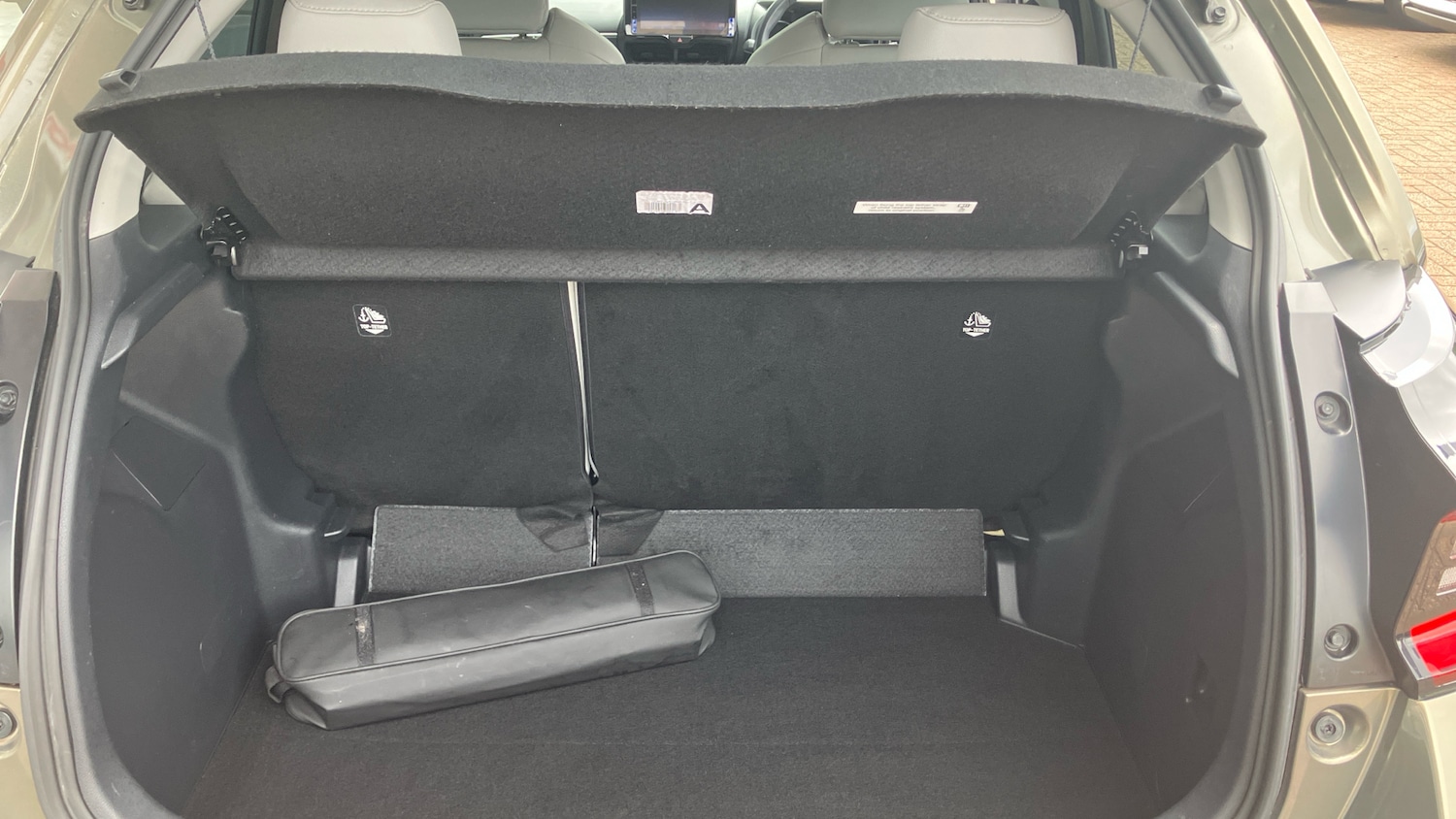 Used Toyota Yaris 2023 for sale - 75997254: Photo 14