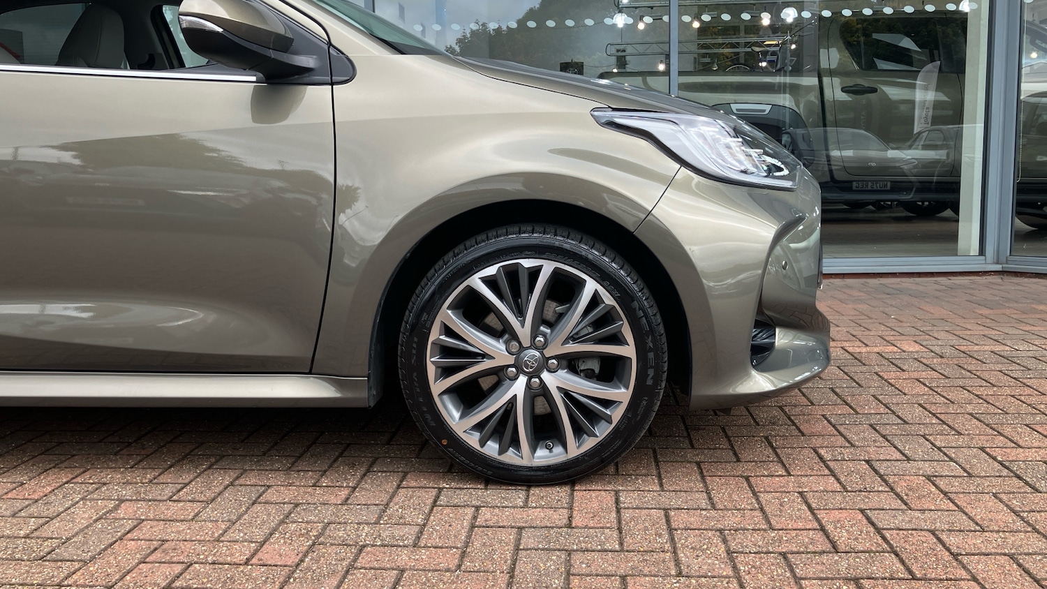 Used Toyota Yaris 2023 for sale - 75997254: Photo 18