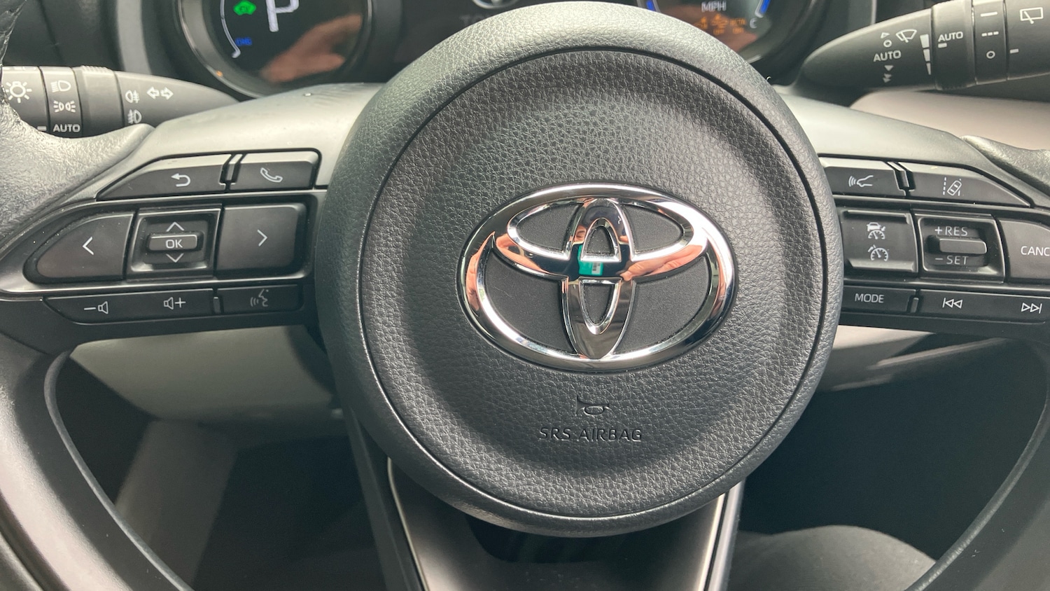 Used Toyota Yaris 2023 for sale - 75997254: Photo 27