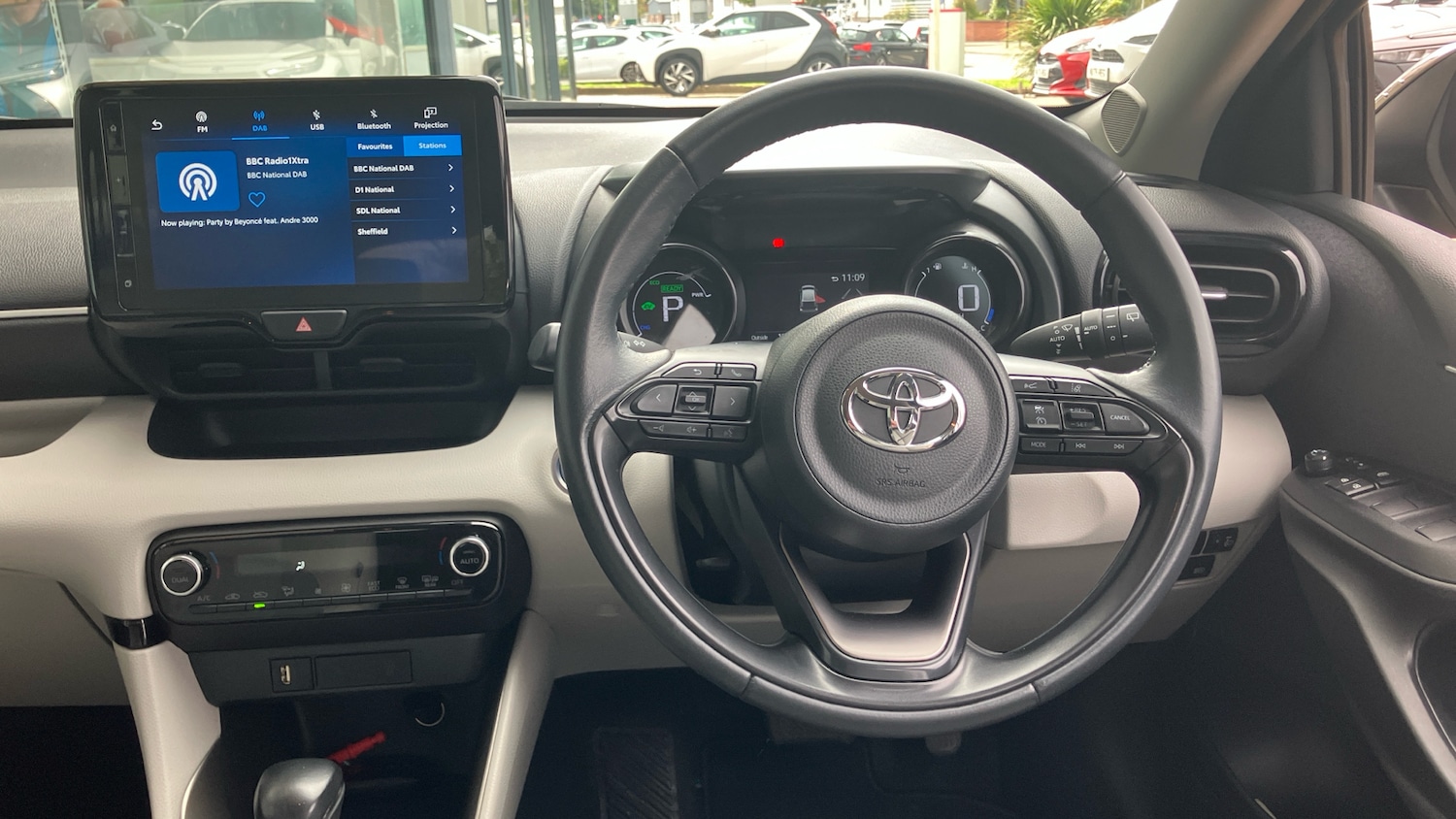 Used Toyota Yaris 2023 for sale - 75997254: Photo 8