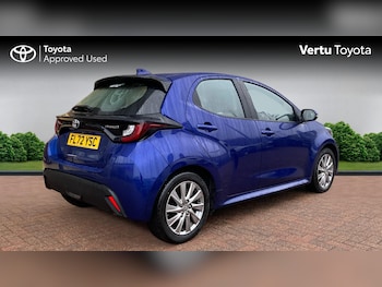 Used Toyota Yaris 2022 for sale - 77462320: Photo