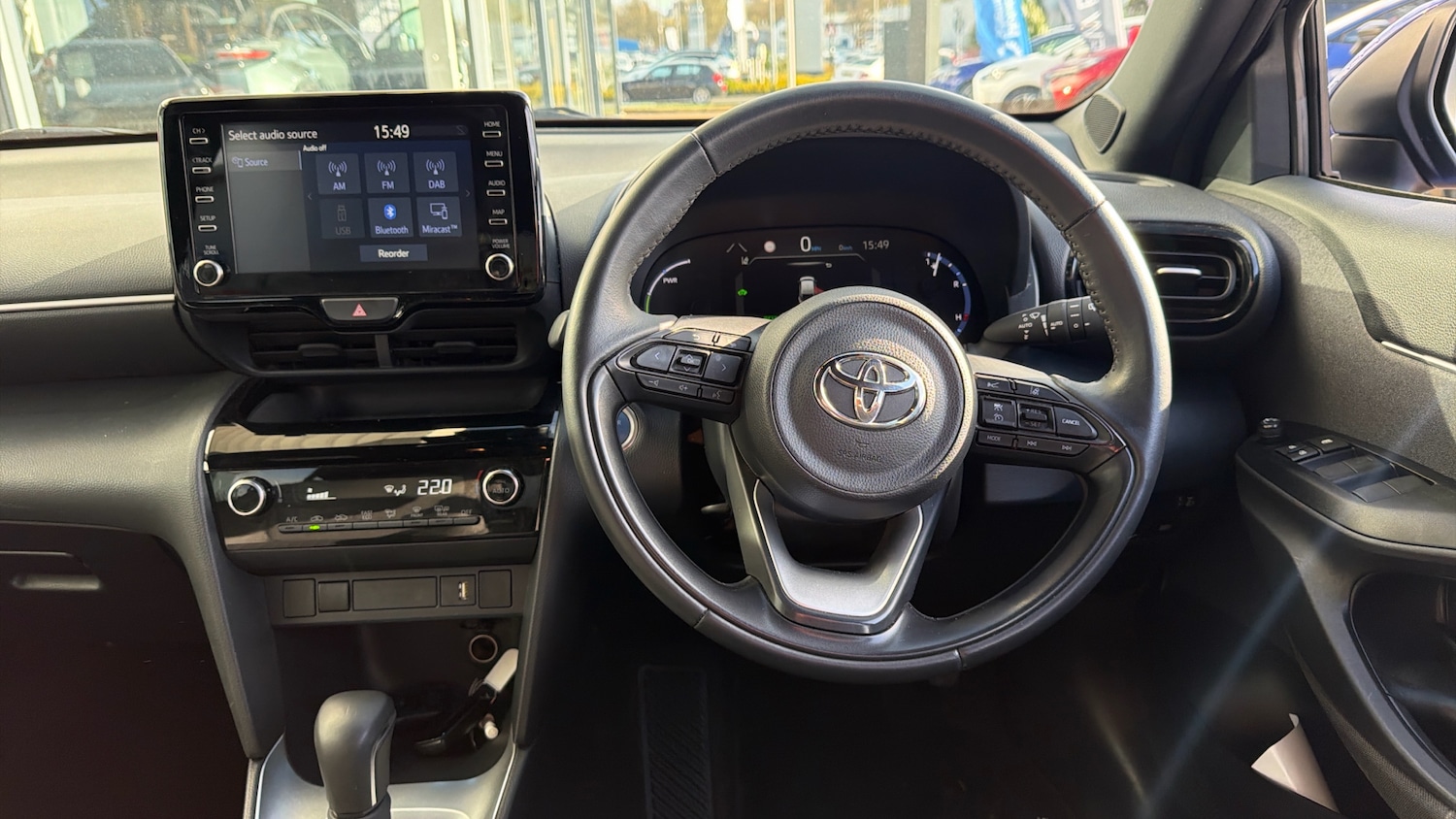 Used Toyota Yaris Cross 2023 for sale - 78222756: Photo 8