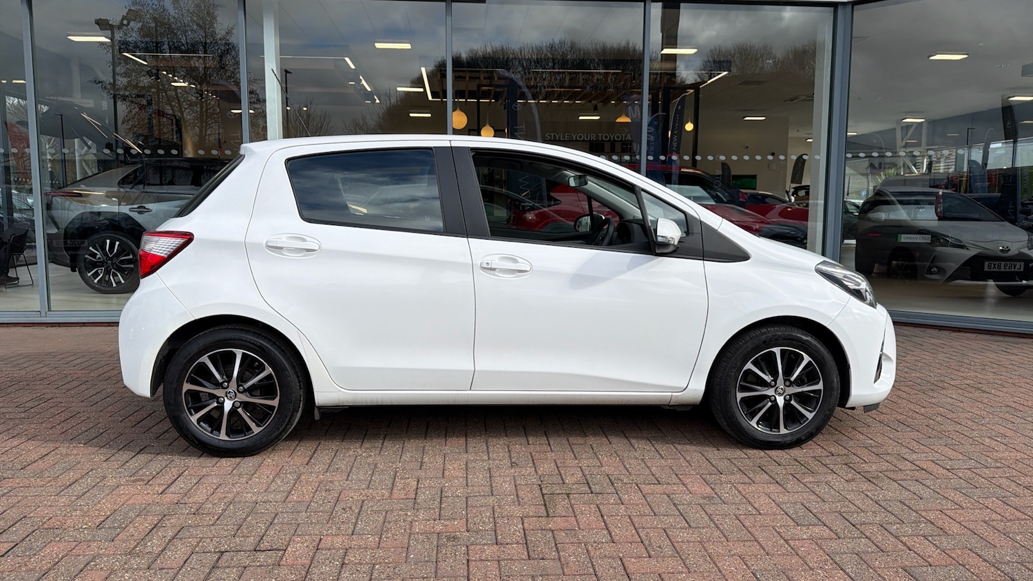 Used Toyota Yaris 2019 for sale - 77718501: Photo 16