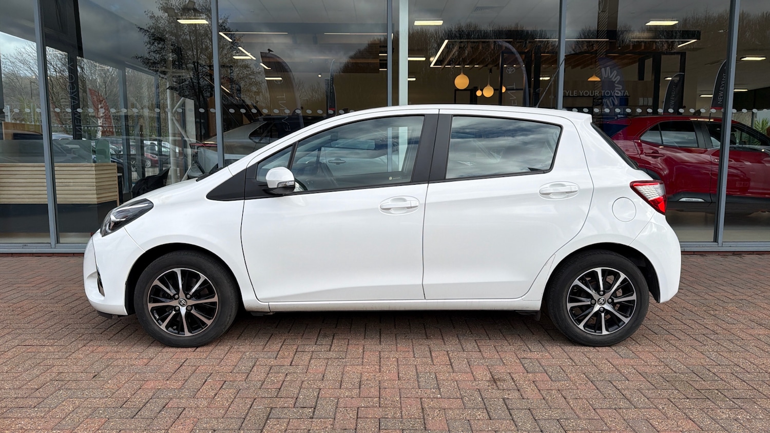 Used Toyota Yaris 2019 for sale - 77718501: Photo 17