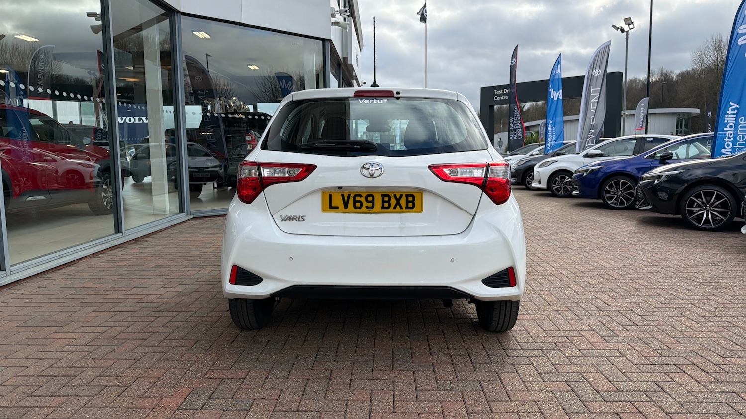 Used Toyota Yaris 2019 for sale - 77718501: Photo 19