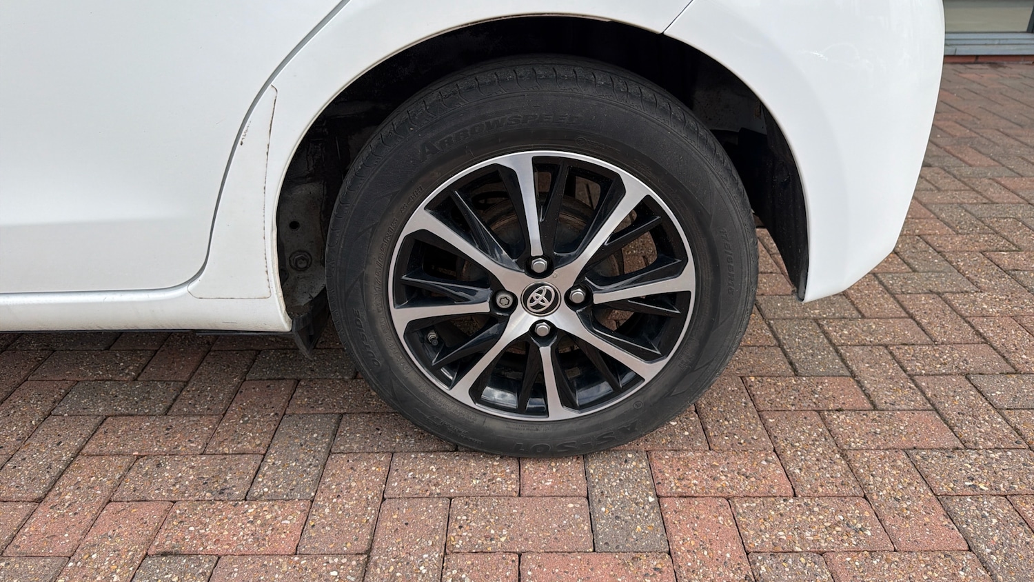 Used Toyota Yaris 2019 for sale - 77718501: Photo 34