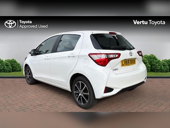 Used Toyota Yaris 2019 for sale - 77718501: Photo
