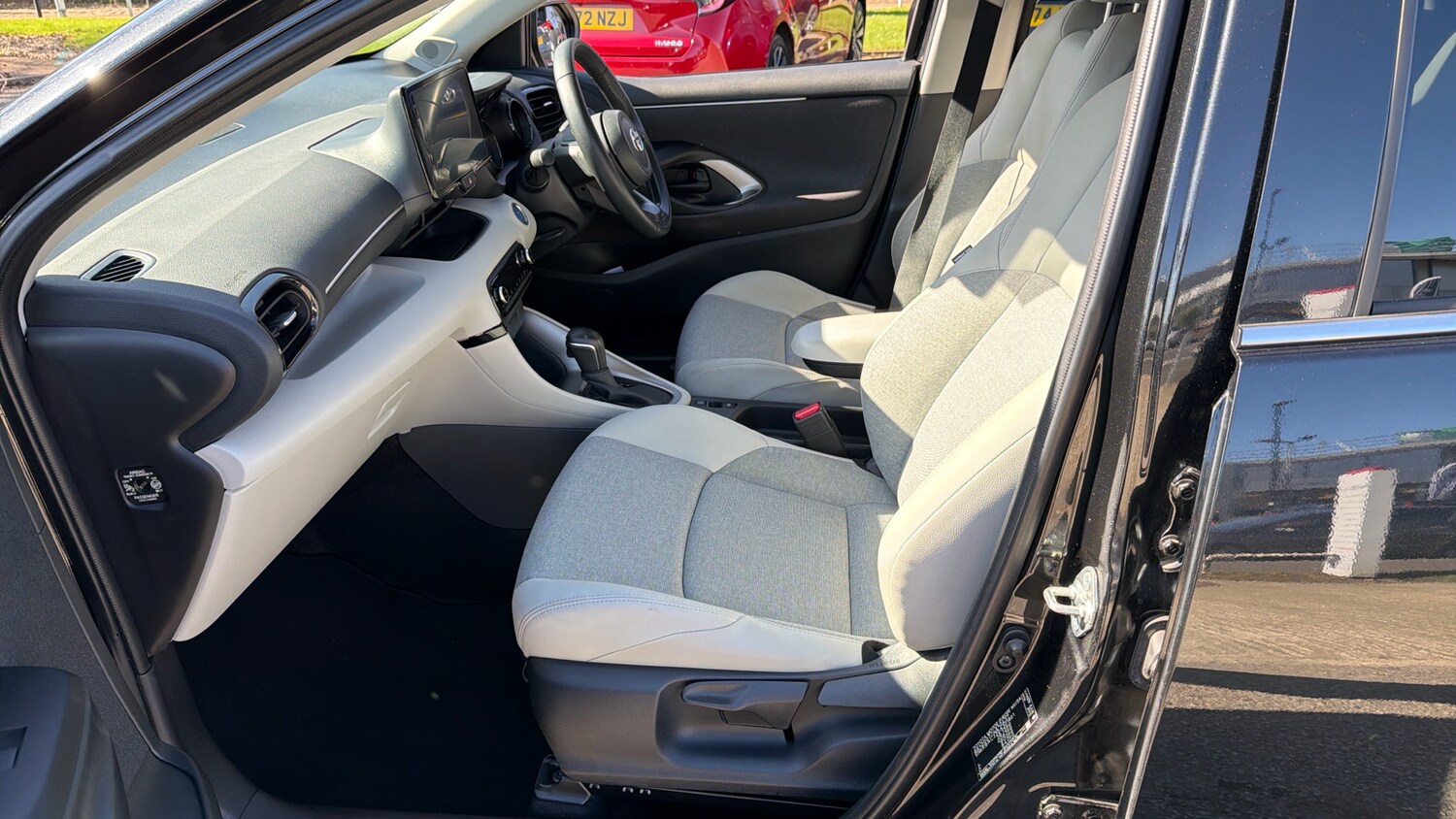 Used Toyota Yaris 2023 for sale - 77988983: Photo 10