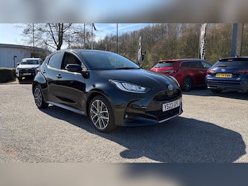 Used Toyota Yaris 2023 for sale - 77988983: Photo