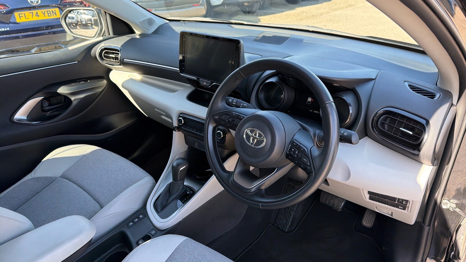 Used Toyota Yaris 2023 for sale - 77988983: Photo 25