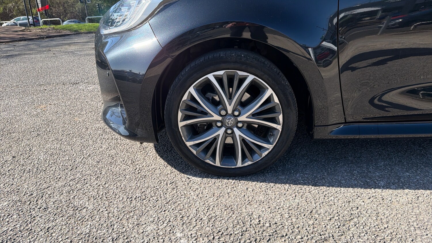 Used Toyota Yaris 2023 for sale - 77988983: Photo 33