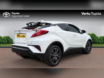 Used Toyota C-HR 2017 for sale - 78807444: Photo