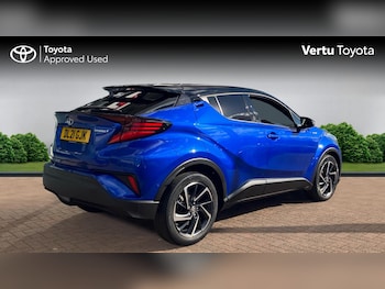 Used Toyota C-HR 2021 for sale - 76321688: Photo