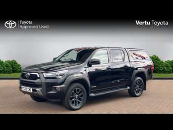 Used Toyota Hilux 2023 for sale - 74772513: Photo