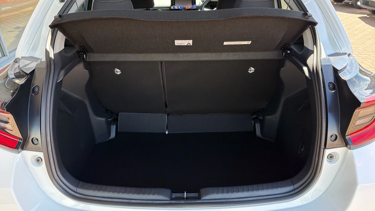 Used Toyota Yaris 2023 for sale - 78185880: Photo 13