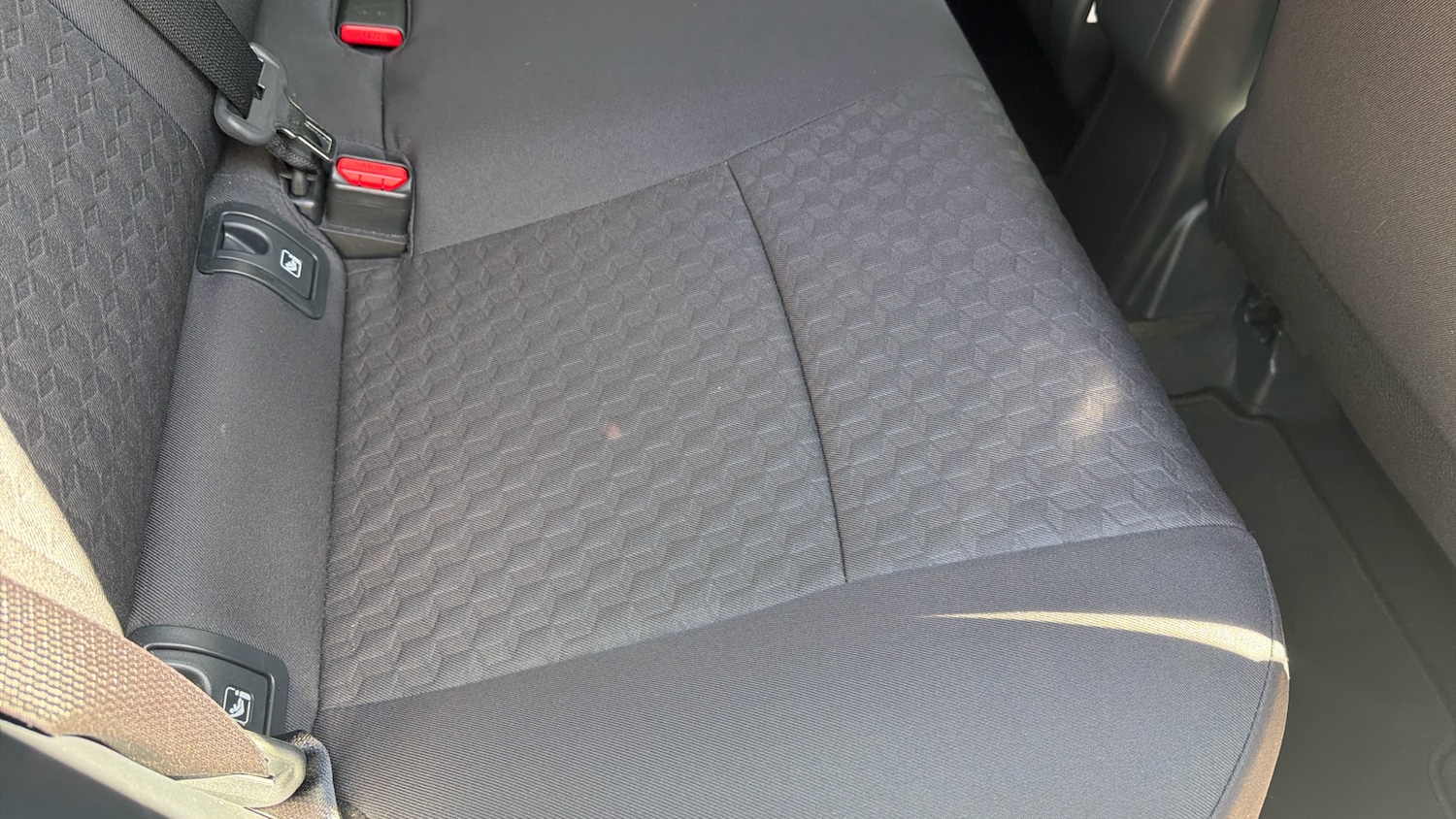 Used Toyota Yaris 2023 for sale - 78185880: Photo 17