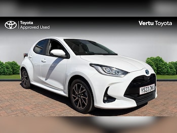 Used Toyota Yaris 2023 for sale - 78185880: Photo