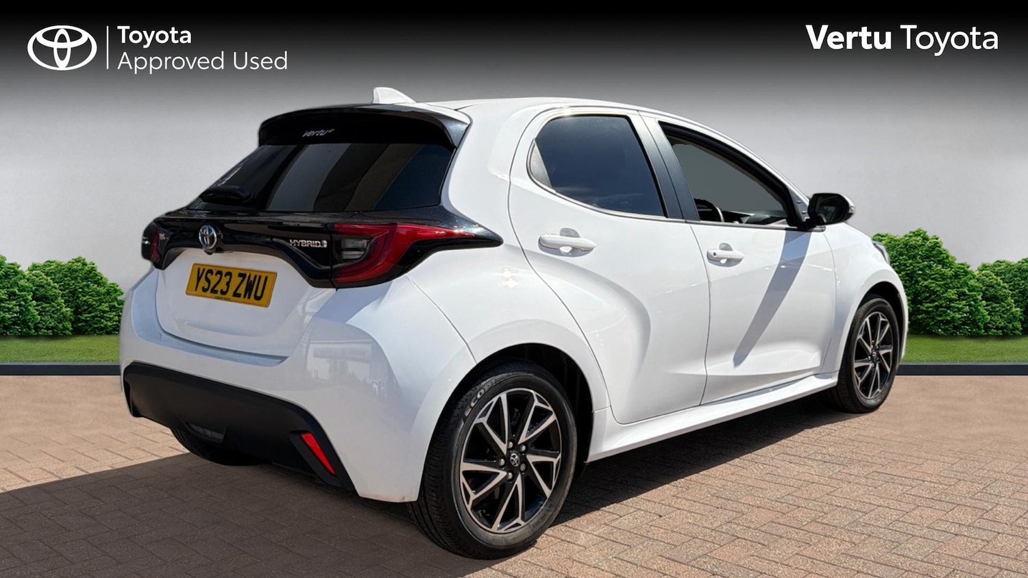 Used Toyota Yaris 2023 for sale - 78185880: Photo 2