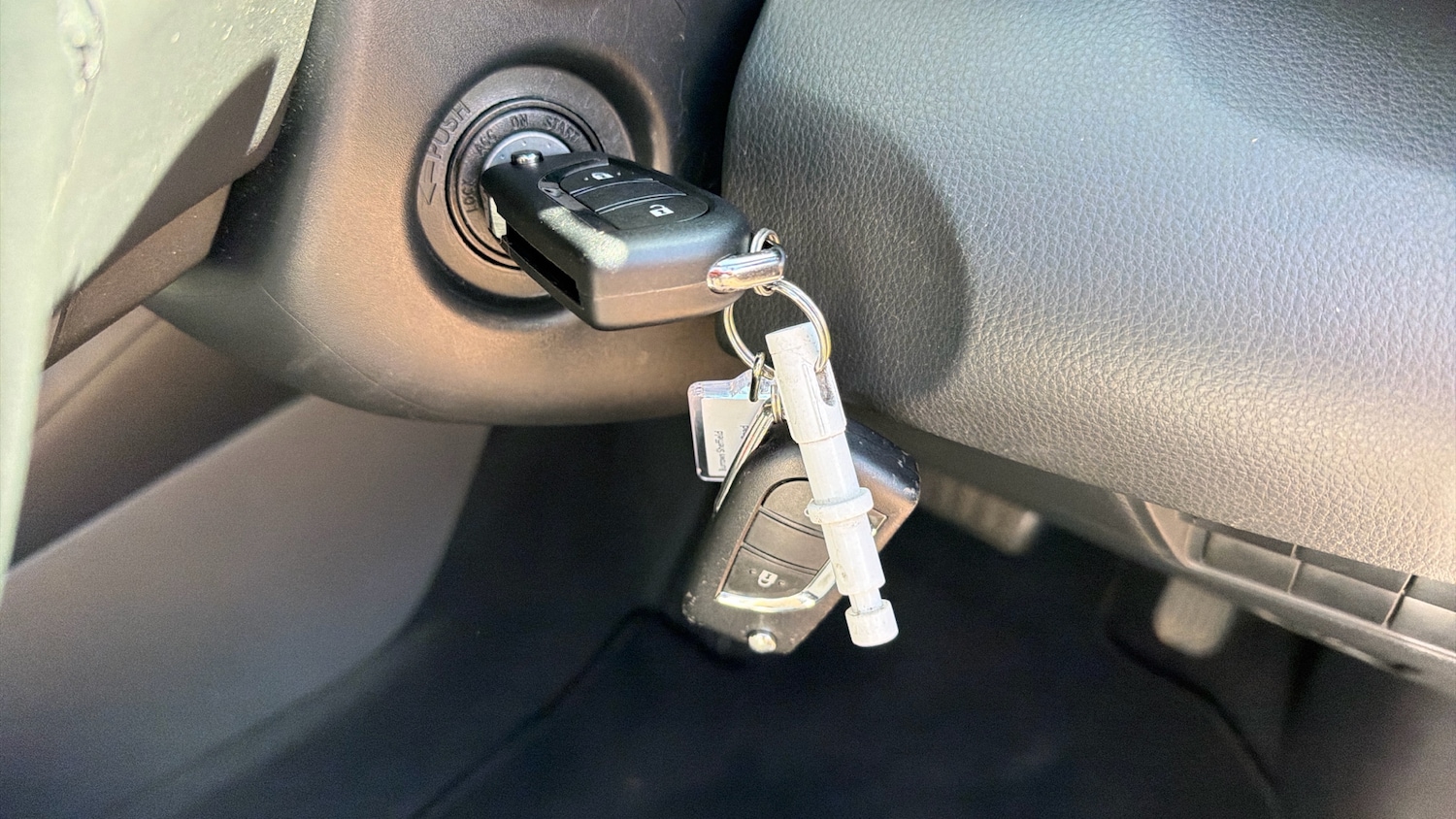 Used Toyota Yaris 2023 for sale - 78185880: Photo 28