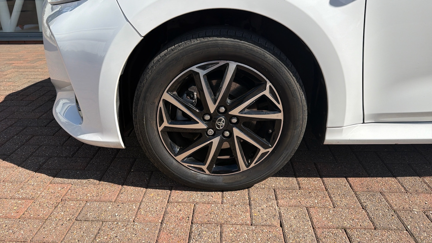 Used Toyota Yaris 2023 for sale - 78185880: Photo 42