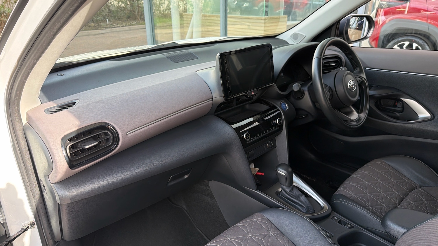 Used Toyota Yaris Cross 2022 for sale - 77595146: Photo 35