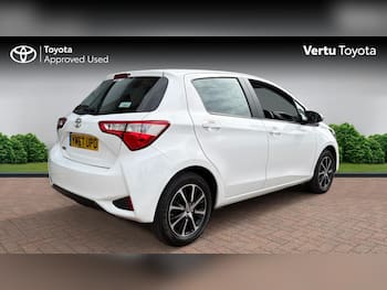 Used Toyota Yaris 2018 for sale - 79800782: Photo
