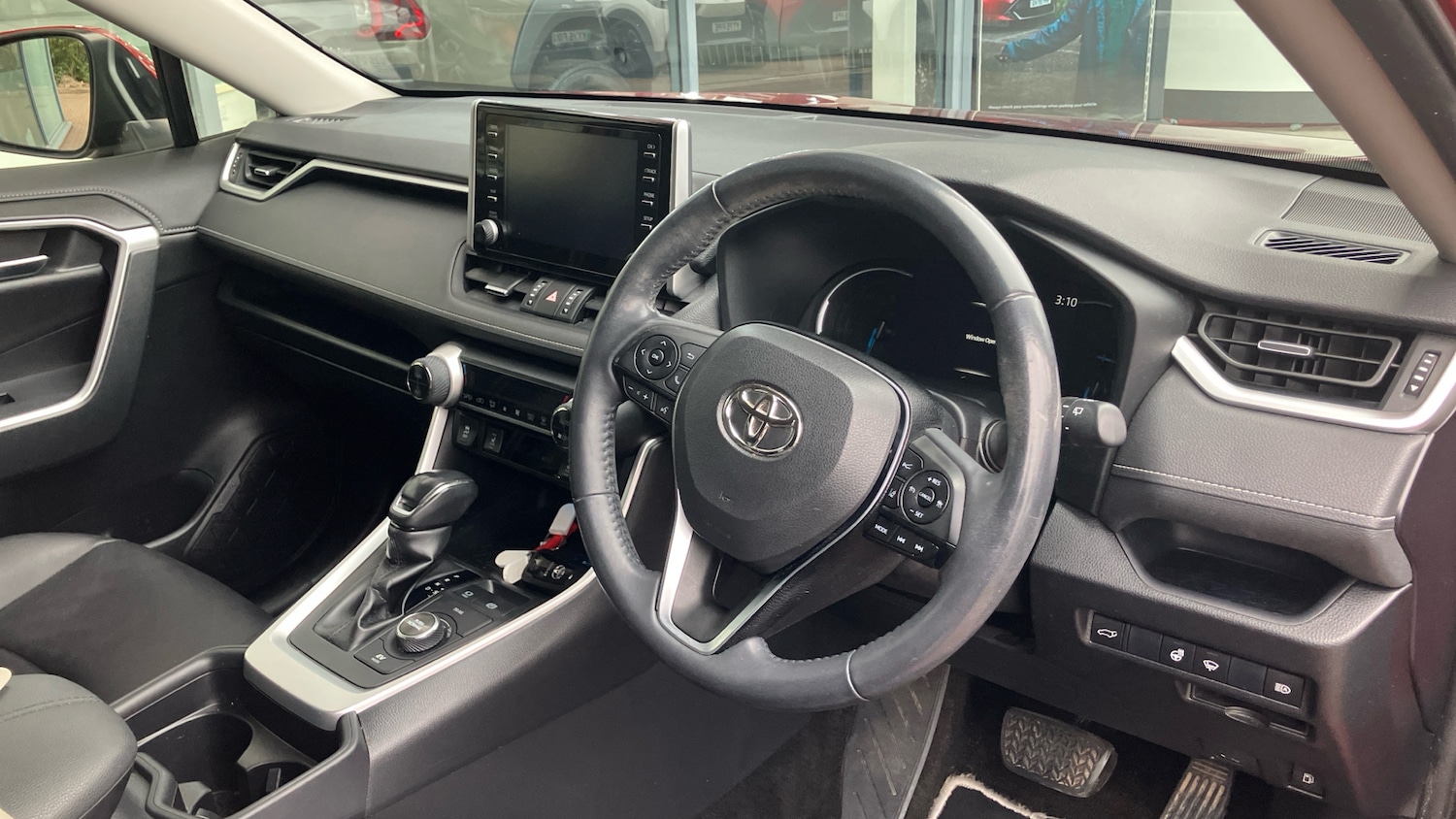 Used Toyota RAV4 2019 for sale - 76958416: Photo 25