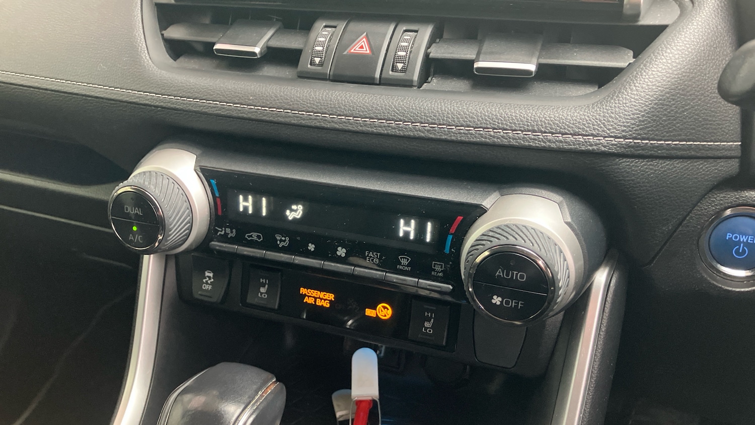 Used Toyota RAV4 2019 for sale - 76958416: Photo 30