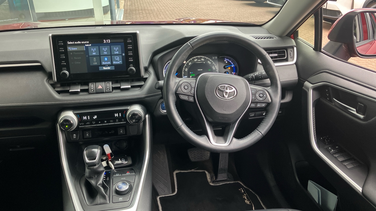 Used Toyota RAV4 2019 for sale - 76958416: Photo 6