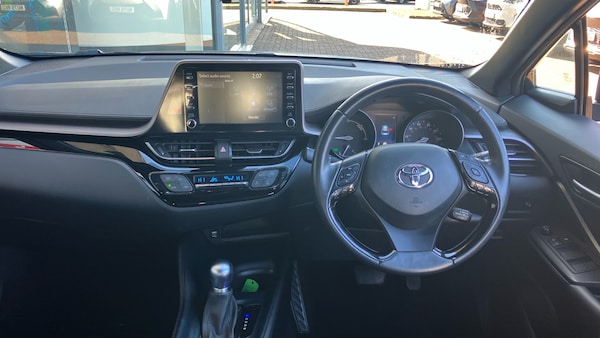 Used Toyota C-HR 2022 for sale - 76183162: Photo 5