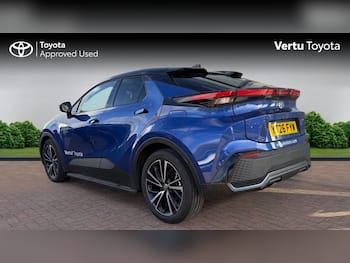 Used Toyota C-HR 2026 for sale - 79720508: Photo