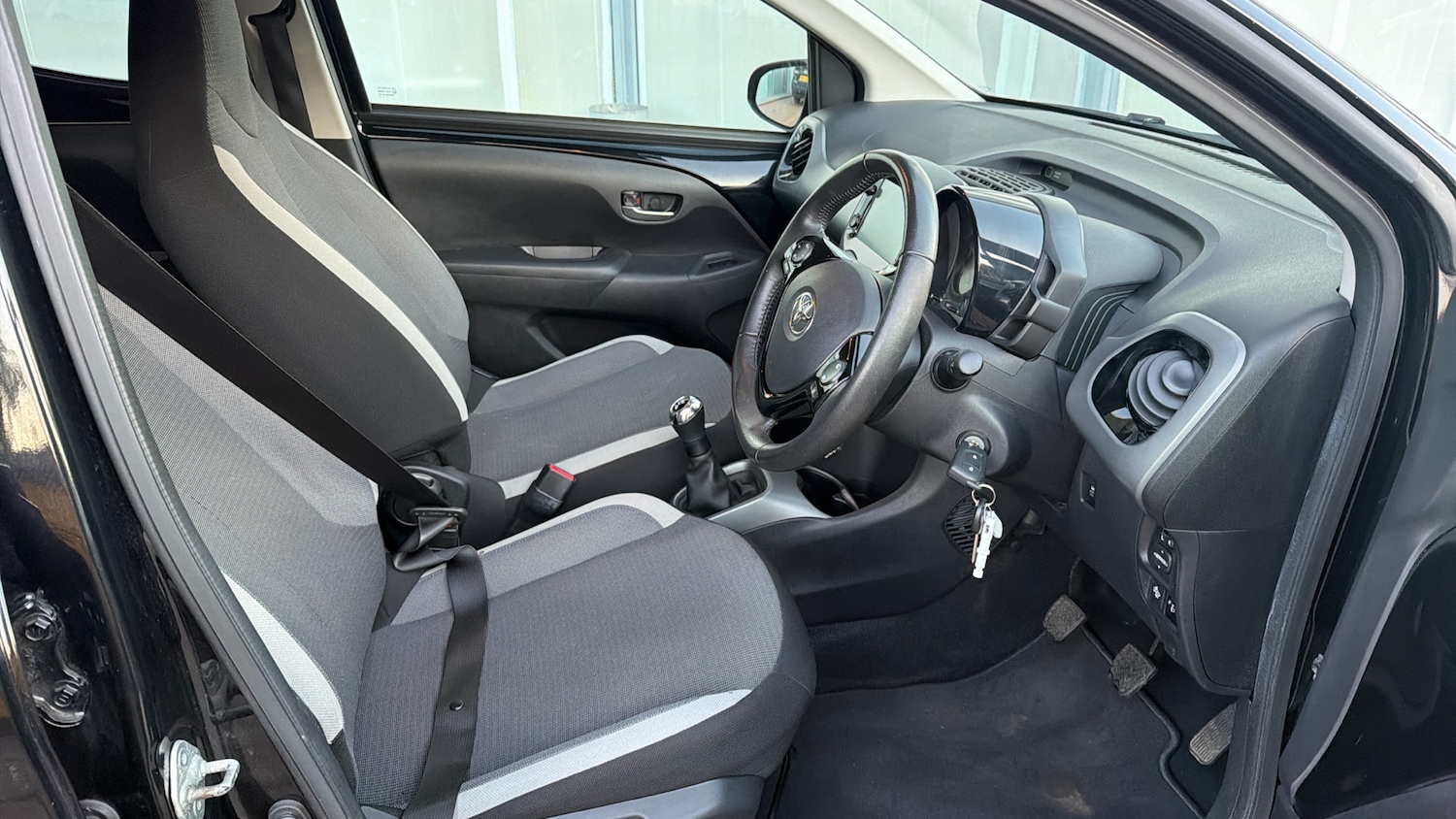 Used Toyota AYGO 2021 for sale - 76639571: Photo 11