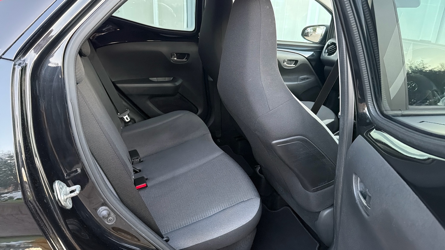 Used Toyota AYGO 2021 for sale - 76639571: Photo 12