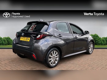 Used Toyota Yaris 2022 for sale - 76413241: Photo
