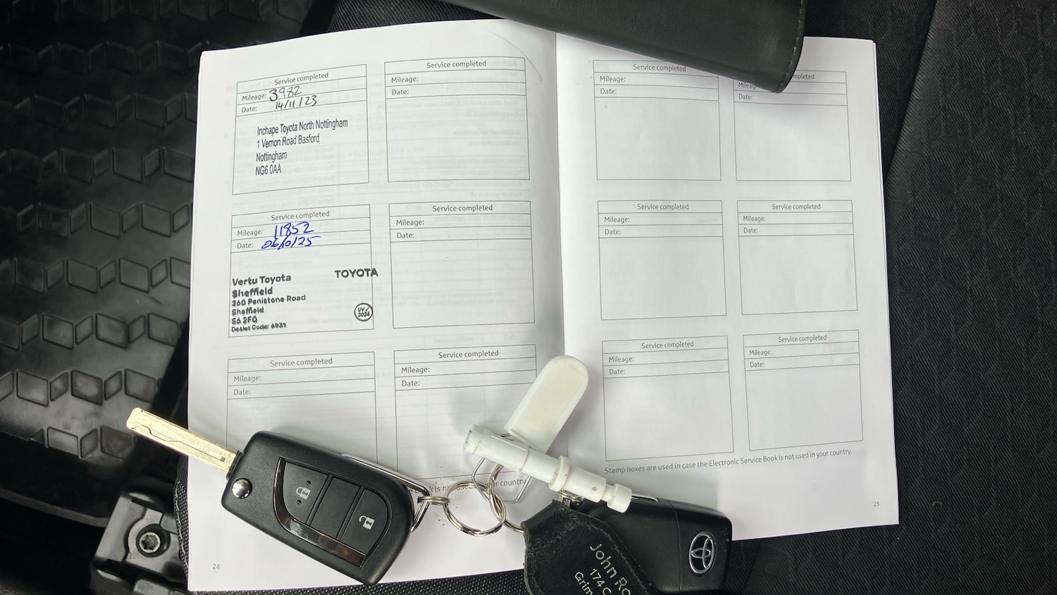 Used Toyota Yaris 2022 for sale - 76413241: Photo 35