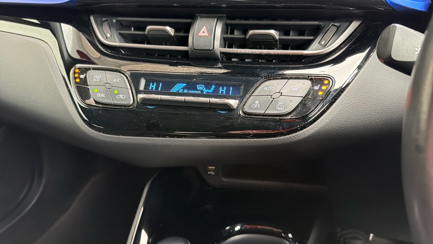 Used Toyota C-HR 2020 for sale - 77595184: Photo 29