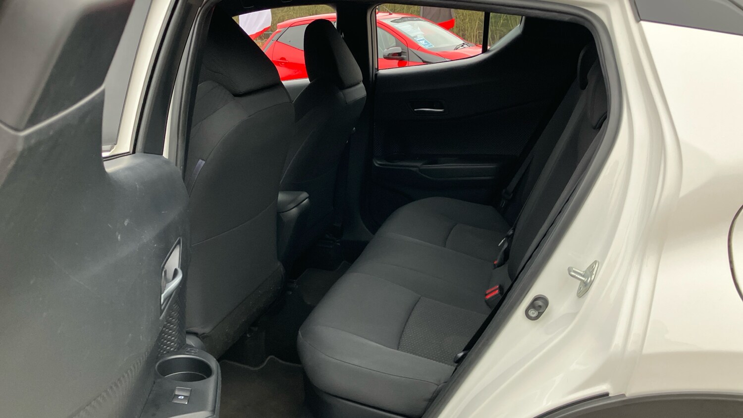 Used Toyota C-HR 2018 for sale - 77998238: Photo 13