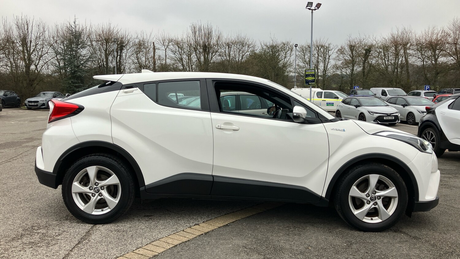 Used Toyota C-HR 2018 for sale - 77998238: Photo 16