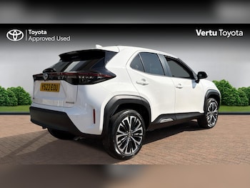 Used Toyota Yaris Cross 2023 for sale - 78239199: Photo